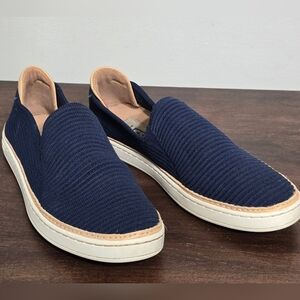 UGG Sammy Wavy Slip-on Sneaker Women's Size 7.5